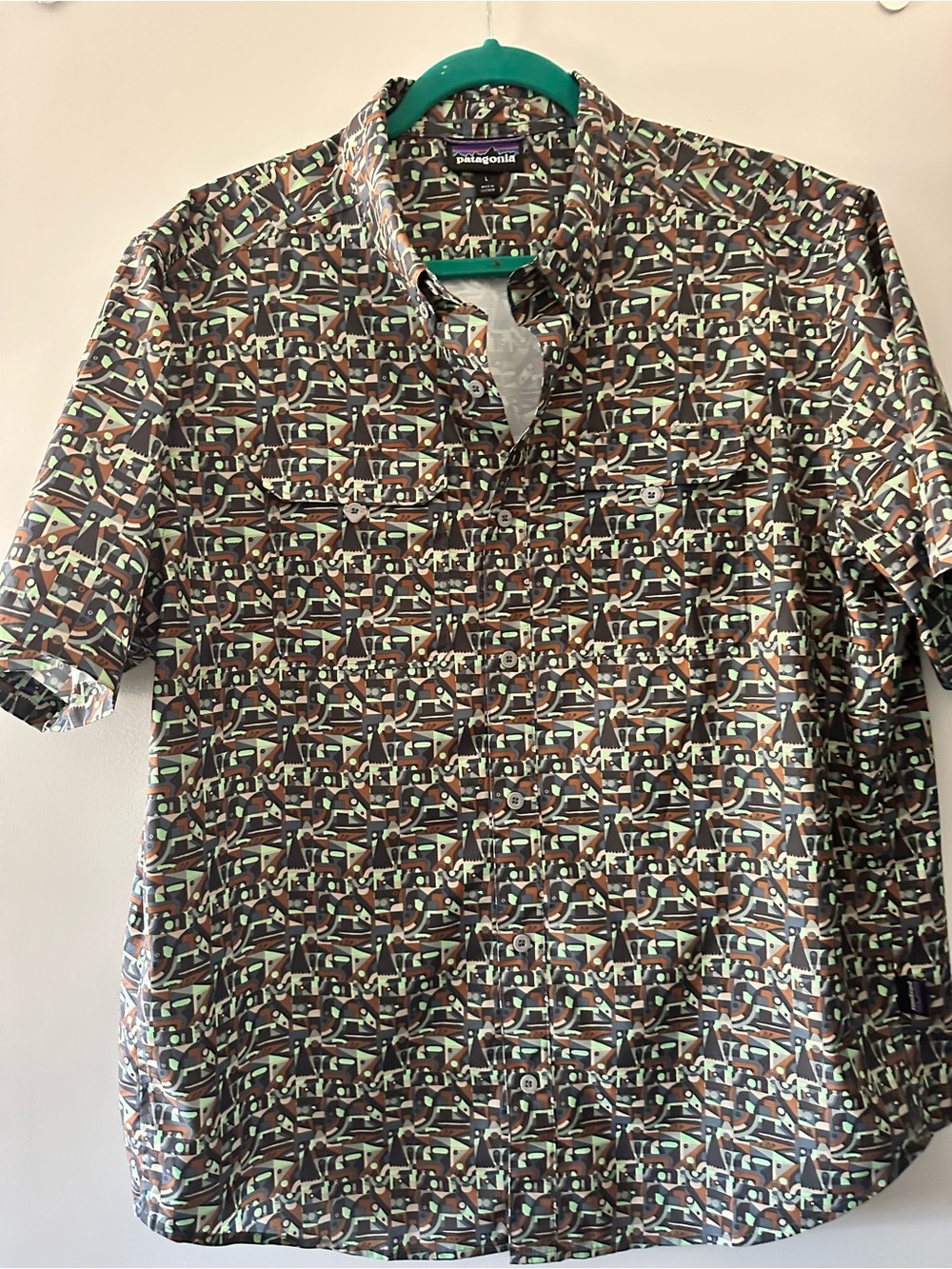 Patagonia Men's Short-Sleeve Self Guided Sun Shirt